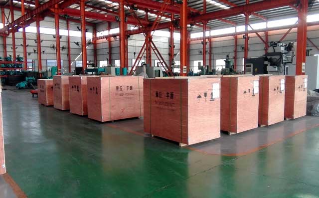 豐源機(jī)械三葉羅茨鼓風(fēng)機(jī)裝箱準(zhǔn)備發(fā)貨 豐源機(jī)械三葉羅茨鼓風(fēng)機(jī)裝箱準(zhǔn)備發(fā)貨